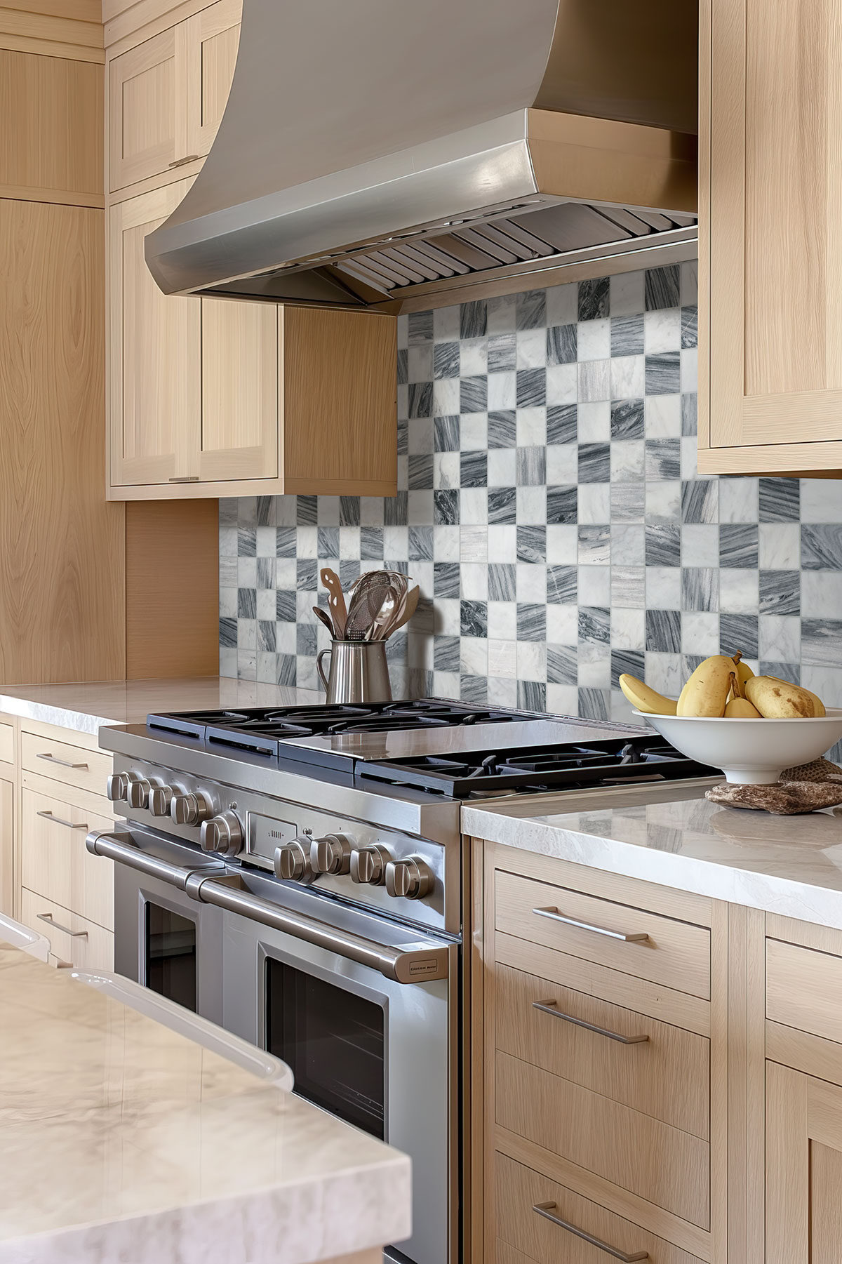 Firenze Blend 3x3 Polished backsplash installed