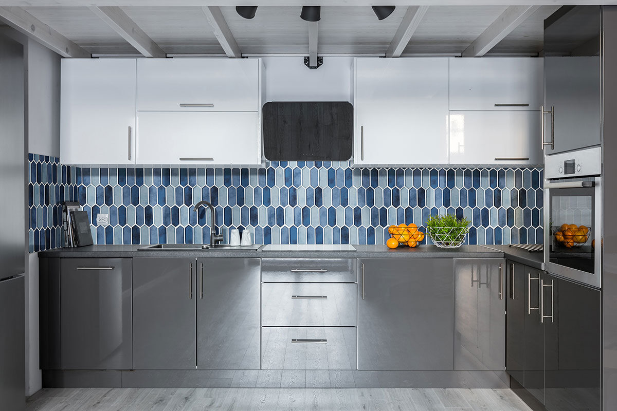 Boathouse Blue Picket 8mm backsplash installed — view 2