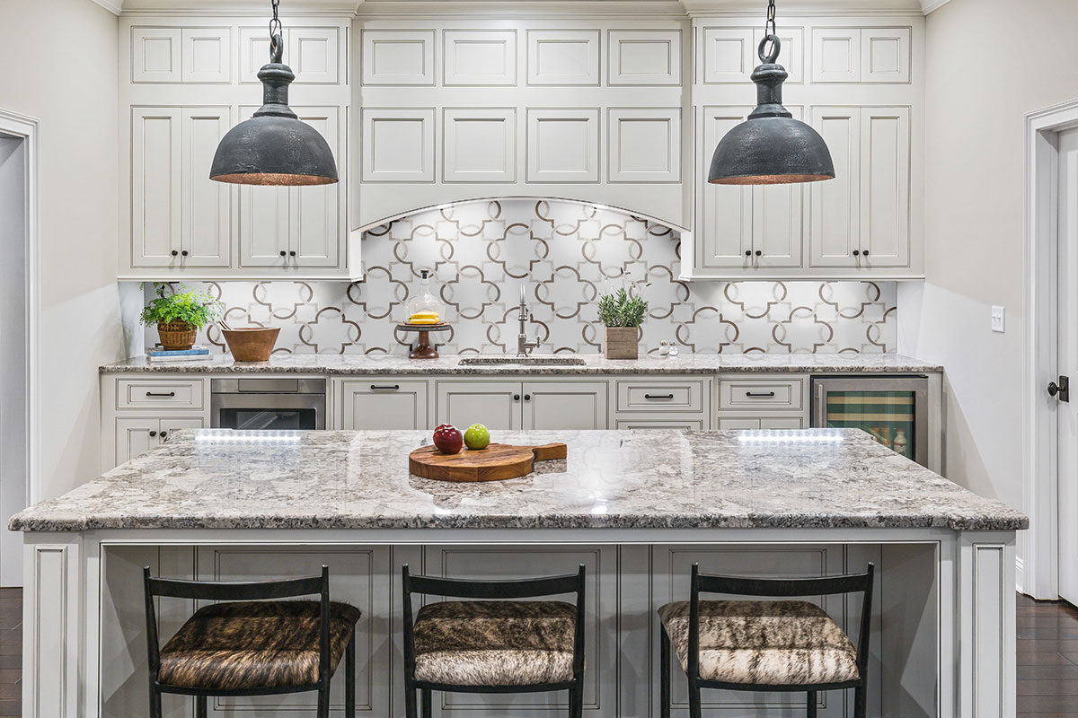 Bianco Quatrefoil Polished 10mm Tile backsplash installed — view 2