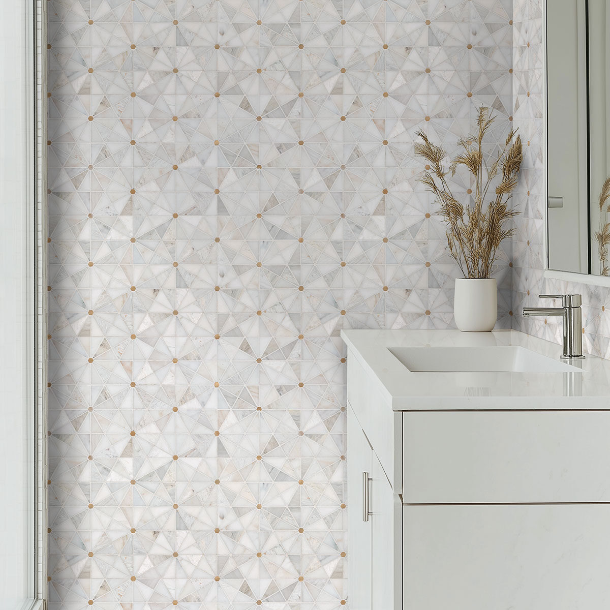Elegante Pinwheel Gold backsplash in a bathroom — view 2