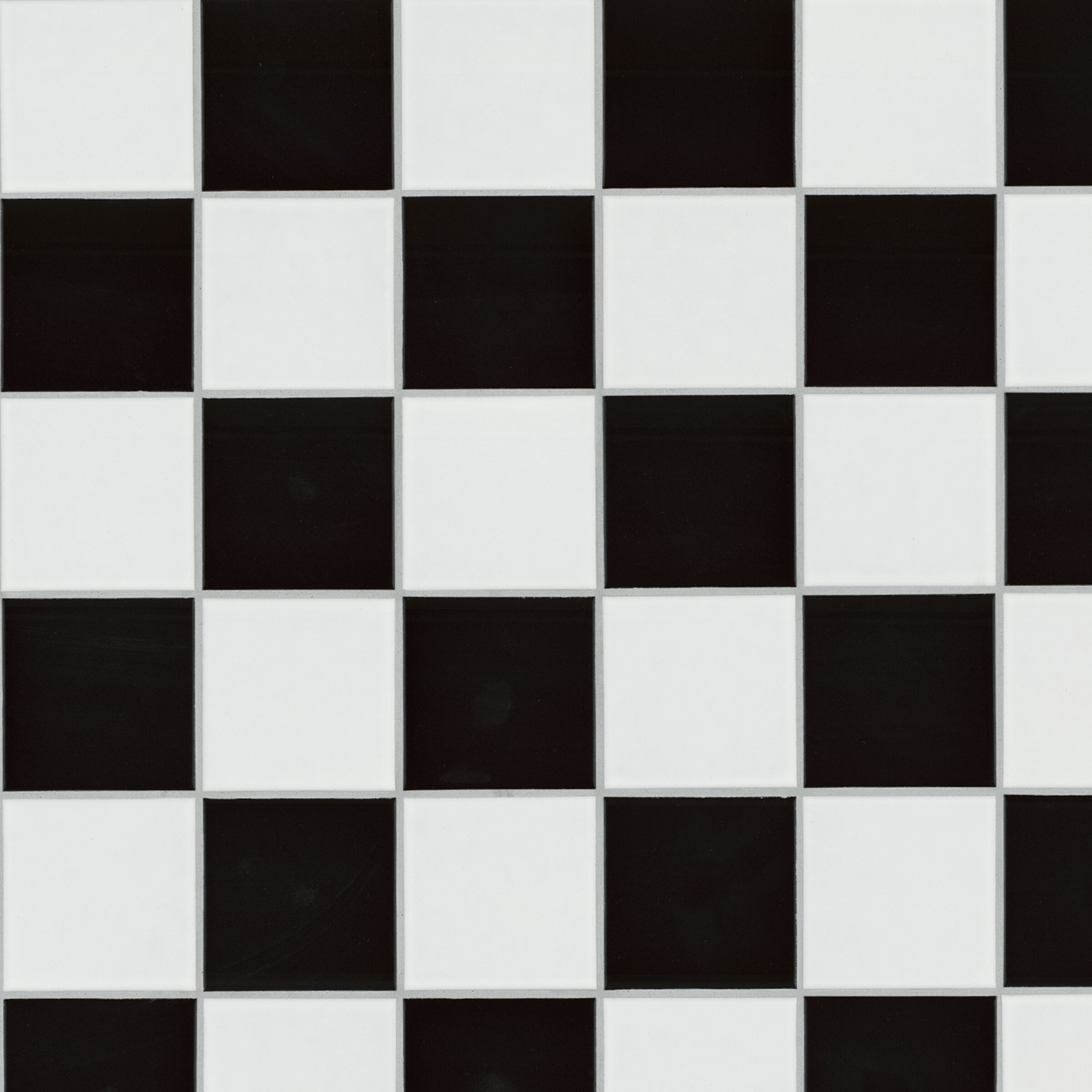 White and Black 4" Checkered Matte surface detail
