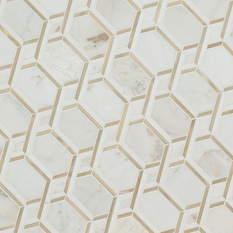 Luxor Royal Link Gold Pattern surface detail