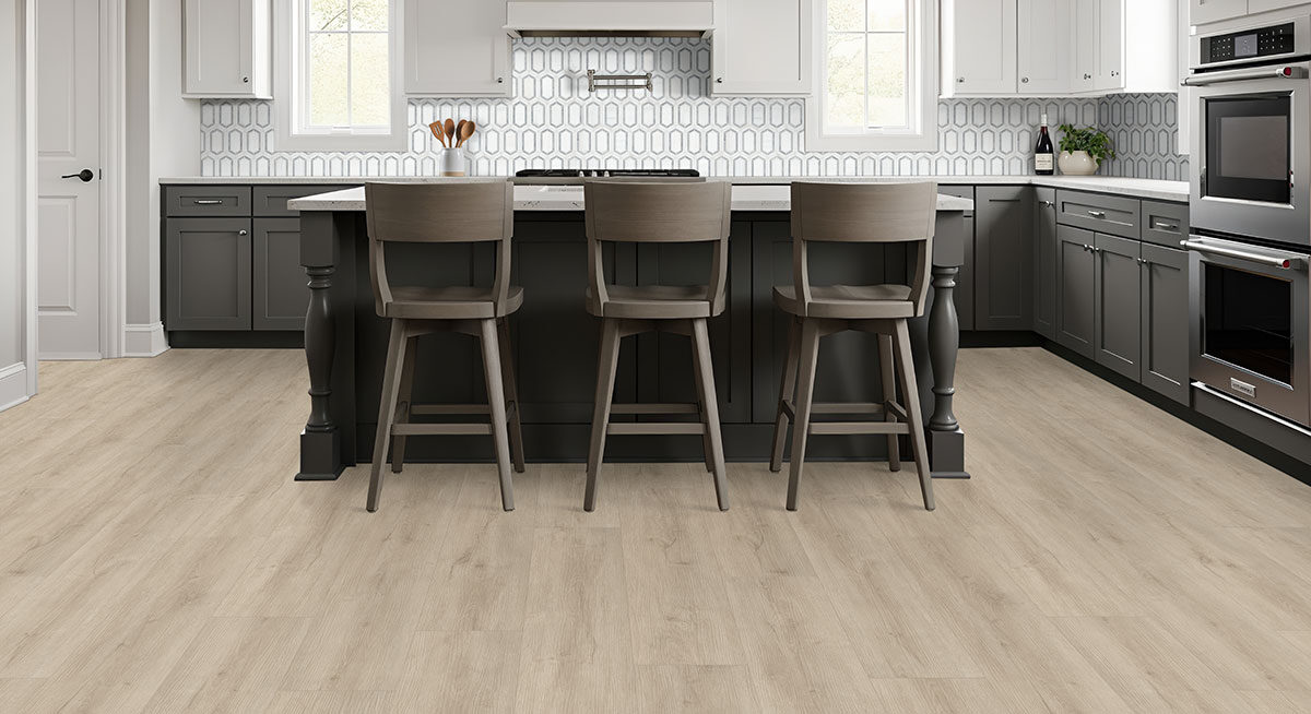 Pavilion Picket Polished Marble Tile backsplash in a kitchen