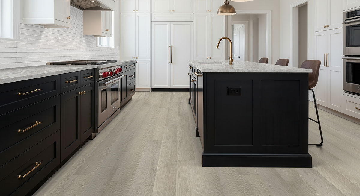 La Perla 2x10 backsplash in a kitchen