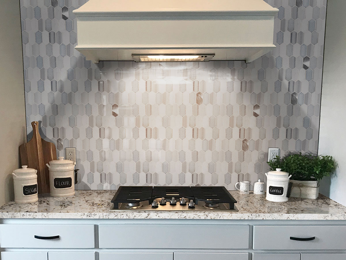 Harlow Picket 8mm backsplash installed — view 2