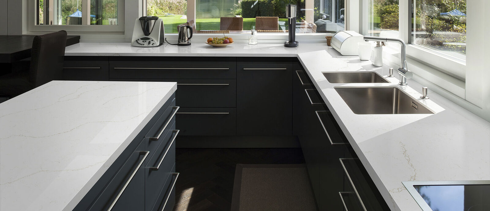 Calacatta Rusta ™ countertop in a kitchen