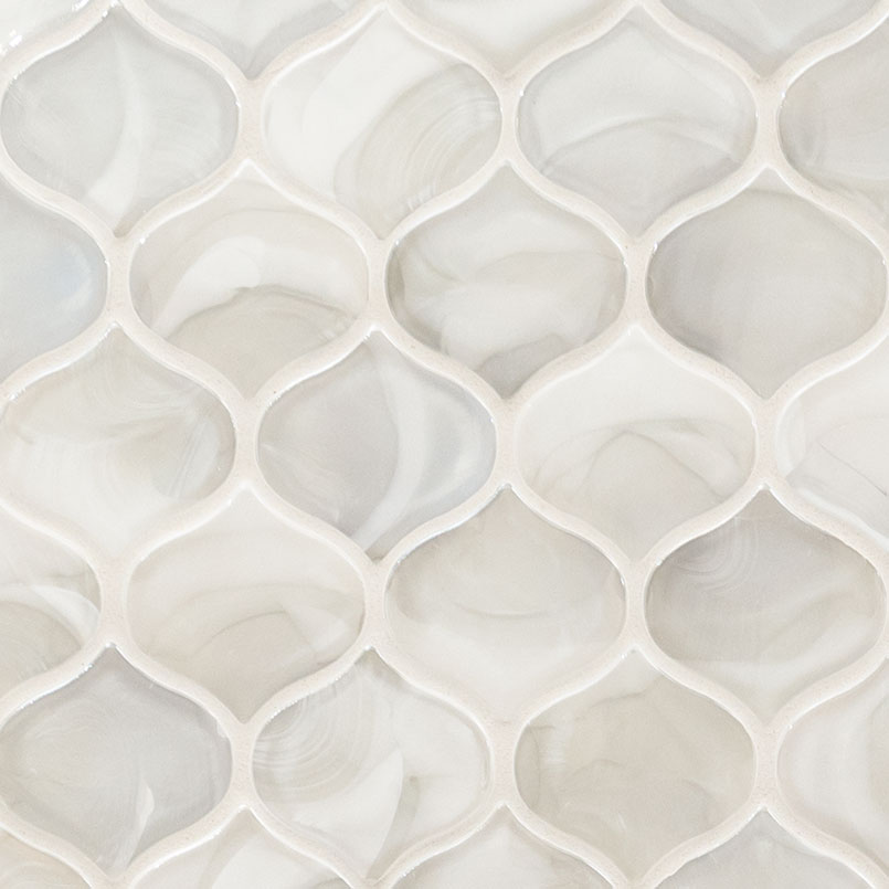 Pearla Arabesque 8mm tile, full view