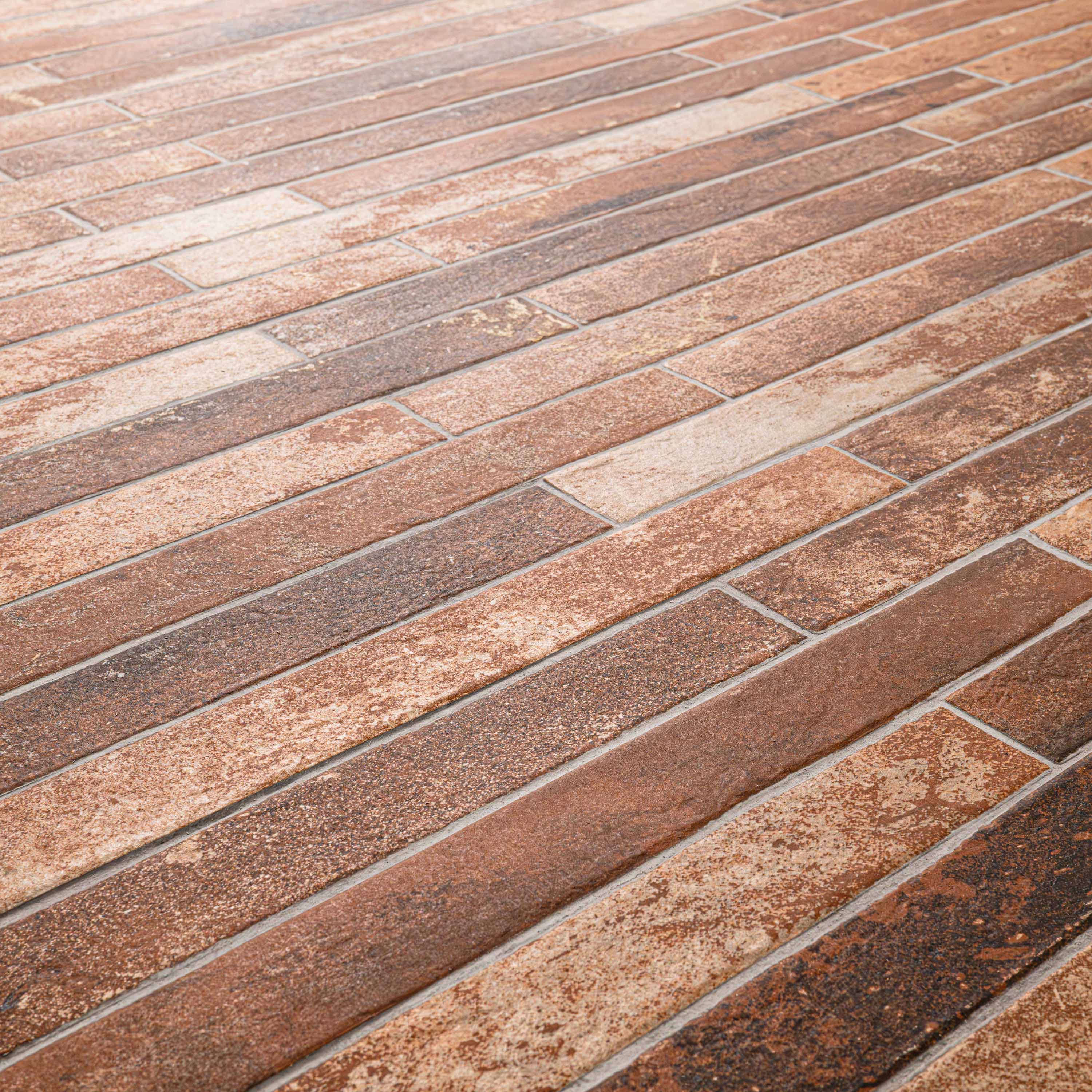 Brickstone Red Brick 2x18 surface detail — view 2