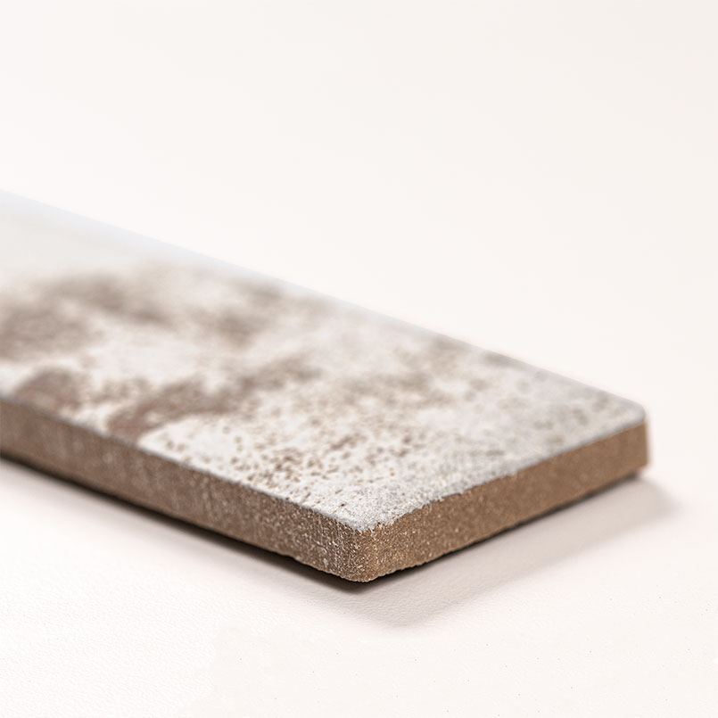 Brickstone Rustique White Brick 2x18 surface detail