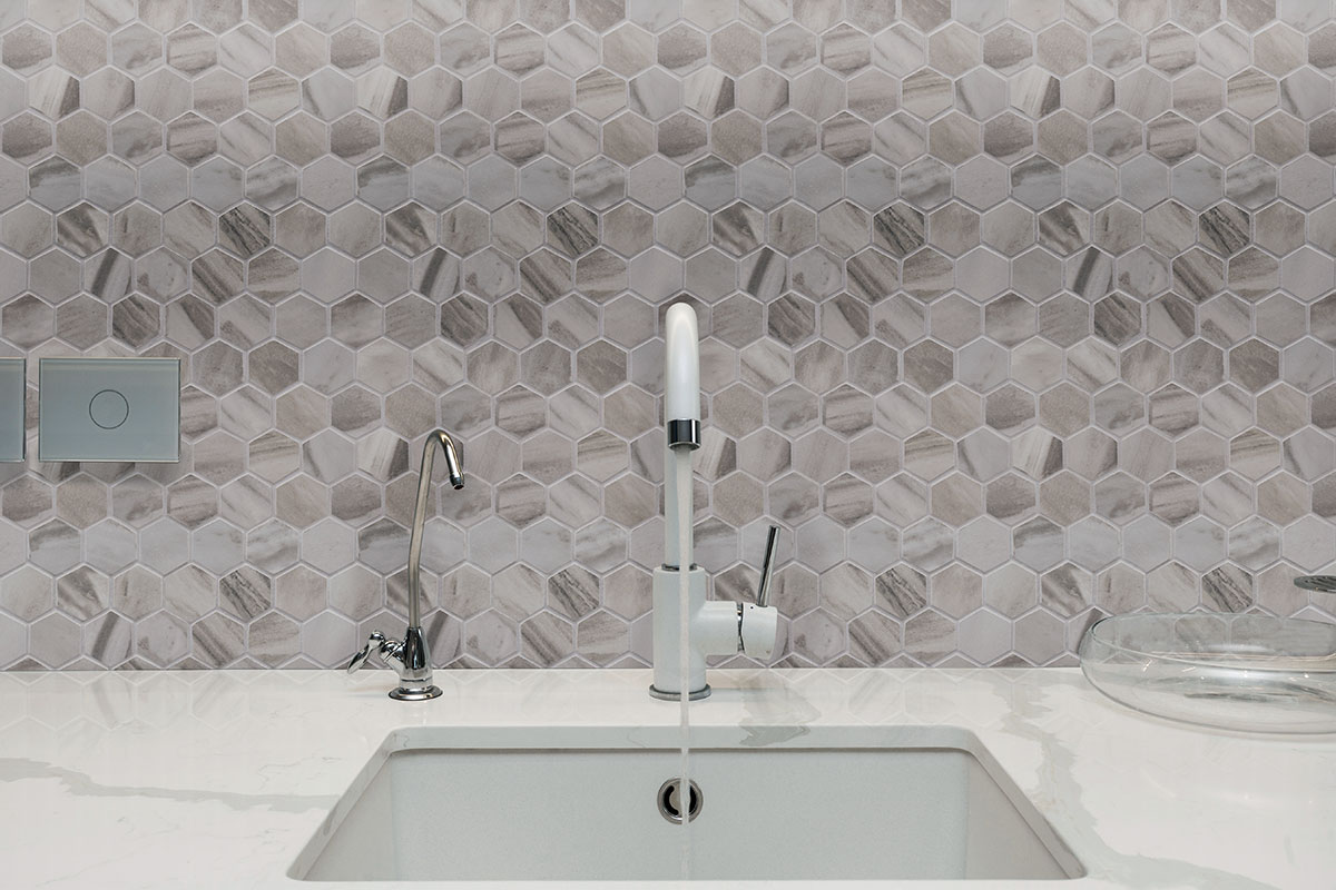 Bardiglio backsplash in a bar — view 9