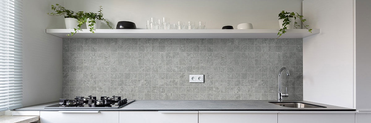 Lunar Silver backsplash installed — view 6