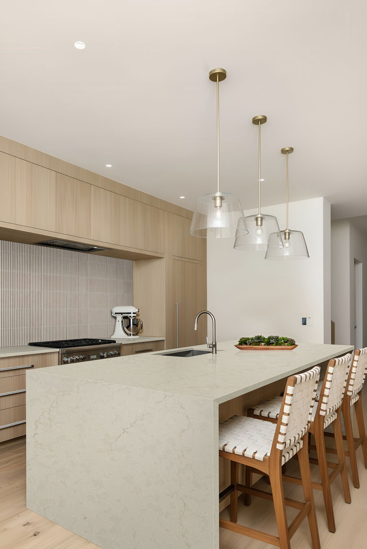 arena backsplash in a kitchen — view 5