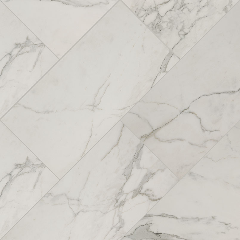 Calacatta Isla surface detail