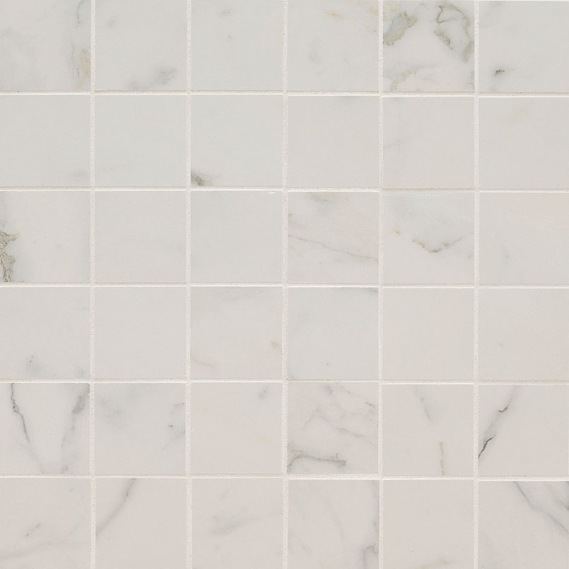 Calacatta Isla color swatch — view 4
