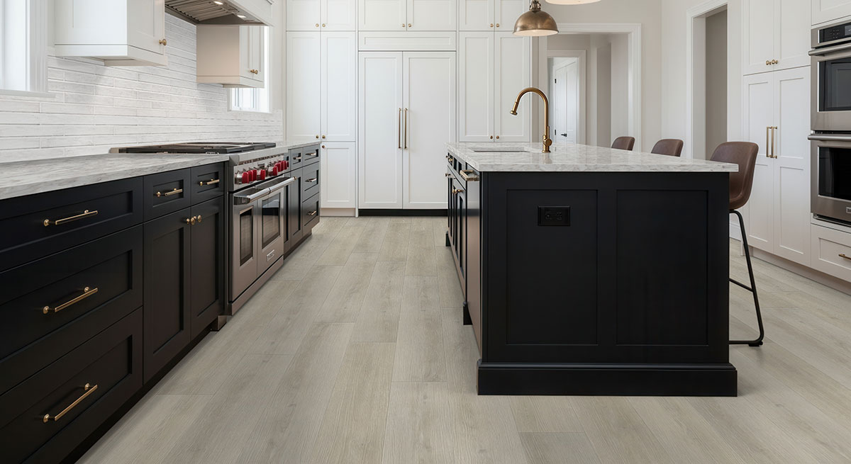 La Perla 2x10 backsplash in a kitchen — view 3