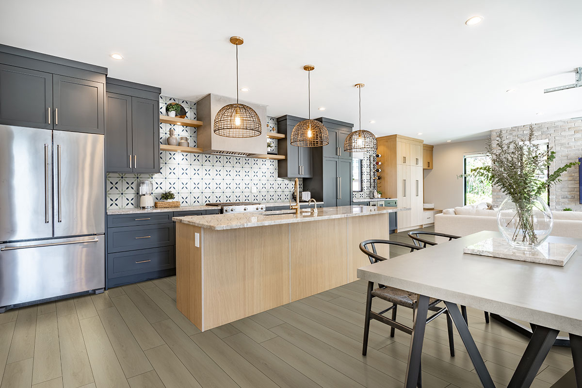 GRETA backsplash installed — view 3