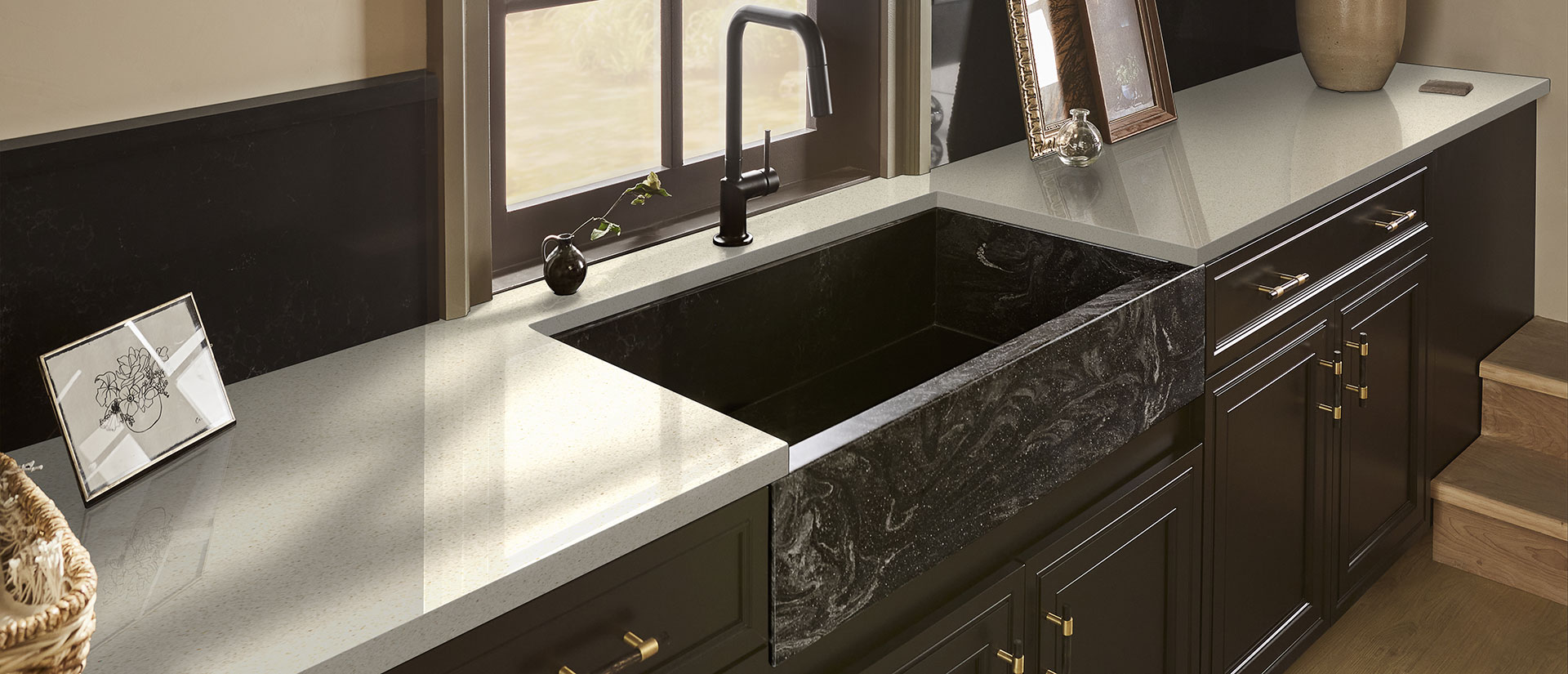 Bayshore Sand Quartz countertop in a laundry room