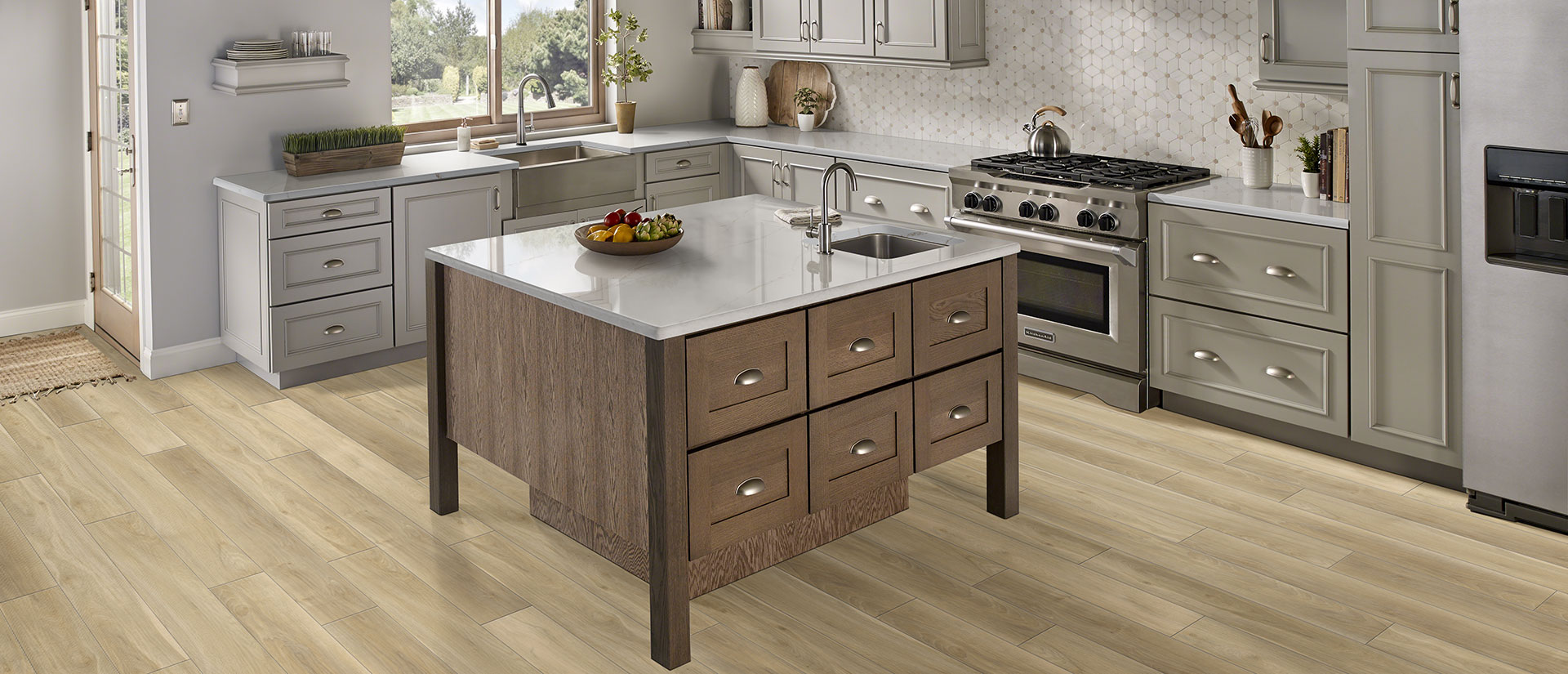 Calacatta Arno Quartz countertop in a kitchen — view 2