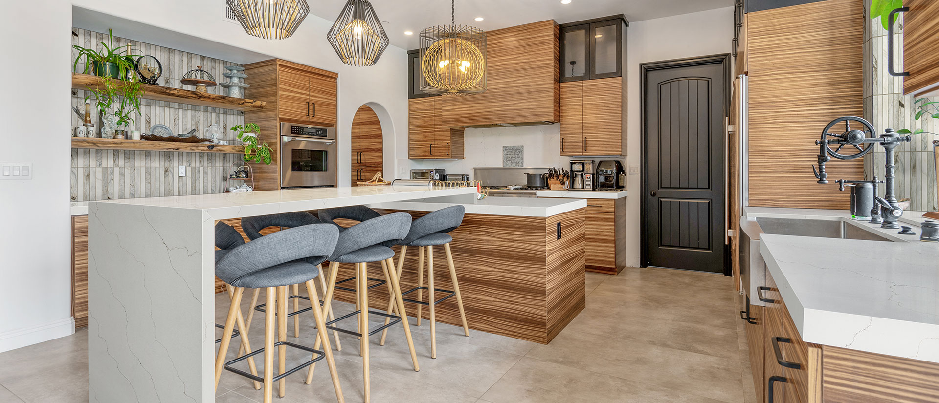 Calacatta Duolina Quartz countertop installed — view 6
