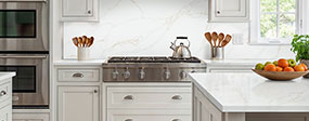 Calacatta Rivessa ™ countertop in a kitchen — view 3