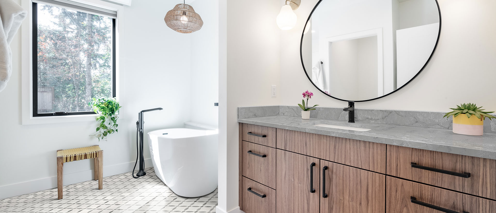 Calacatta Versailles Quartz countertop installed — view 2