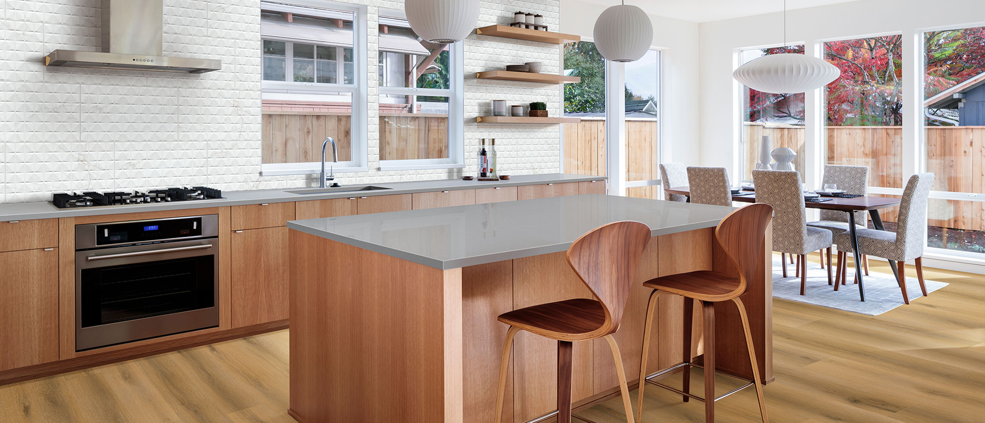Meridian Gray ® countertop in a kitchen — view 3