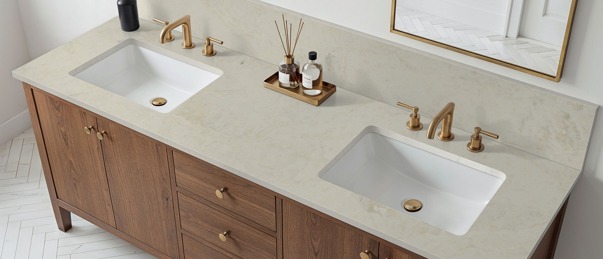 Serataj Brushed ™ countertop in a bathroom — view 2
